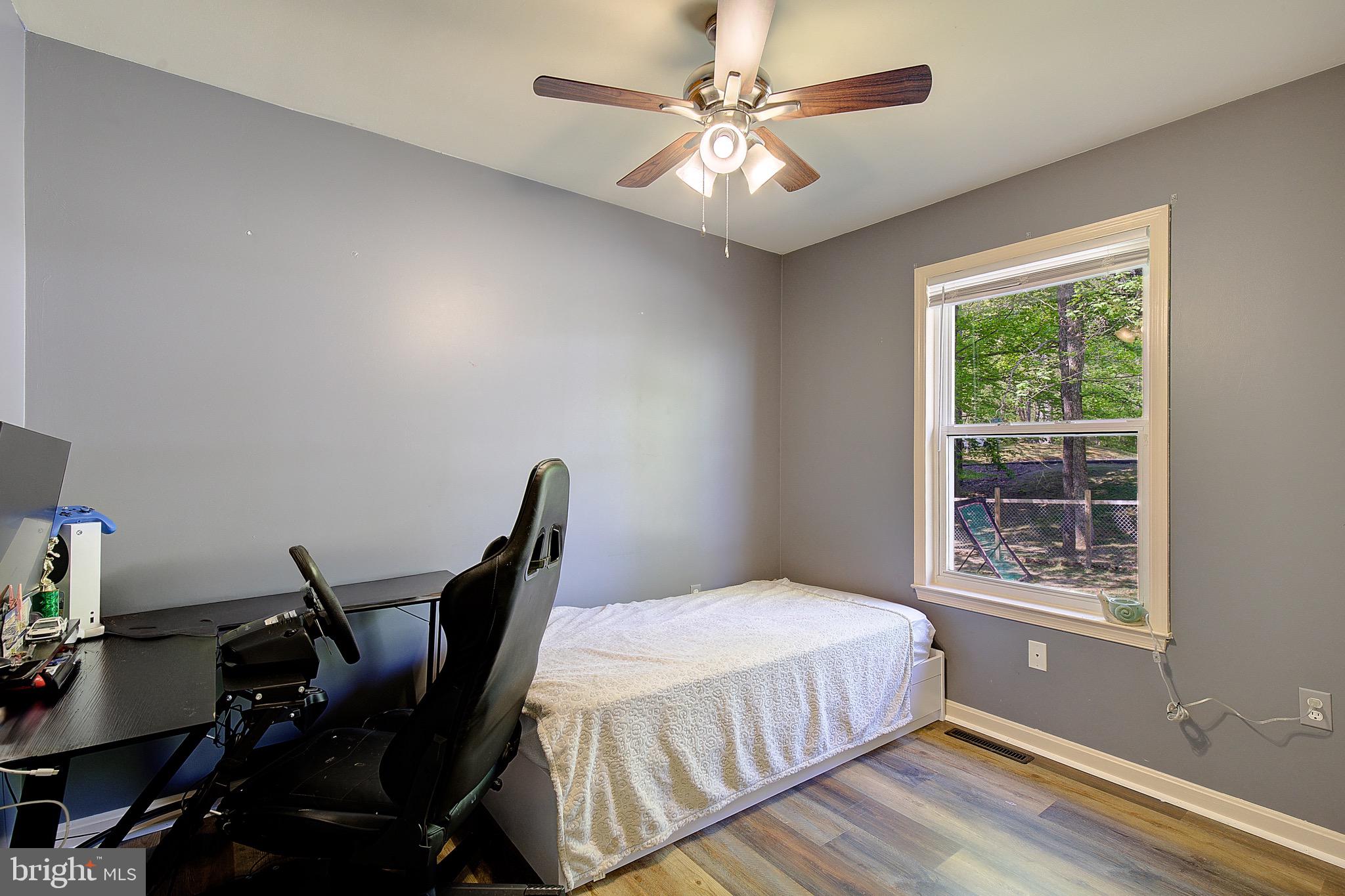 11424 Redlands Road Lusby, MD 20657 - Photo 20 of 32