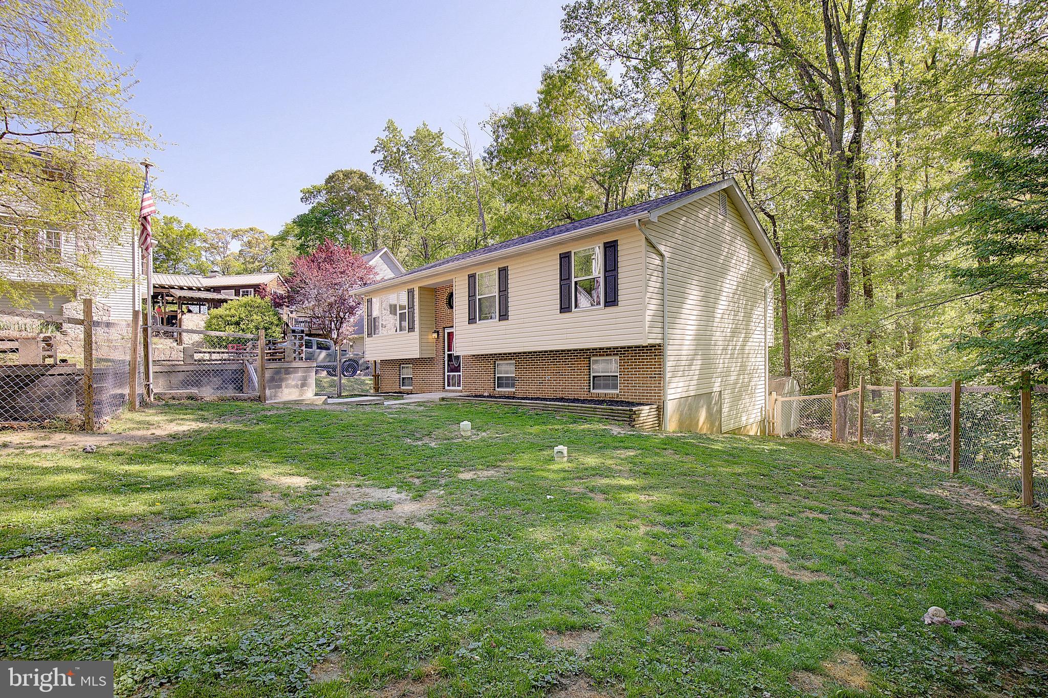 11424 Redlands Road Lusby, MD 20657 - Photo 4 of 32