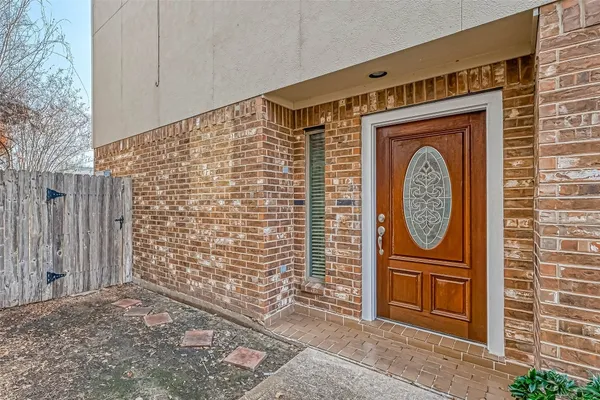 $2,400 | 7816 Stoneyway Drive, Houston, TX 77040