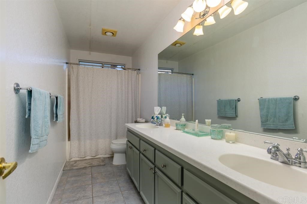 5102 Via Castilla Oceanside, CA 92057 - Photo 18 of 22