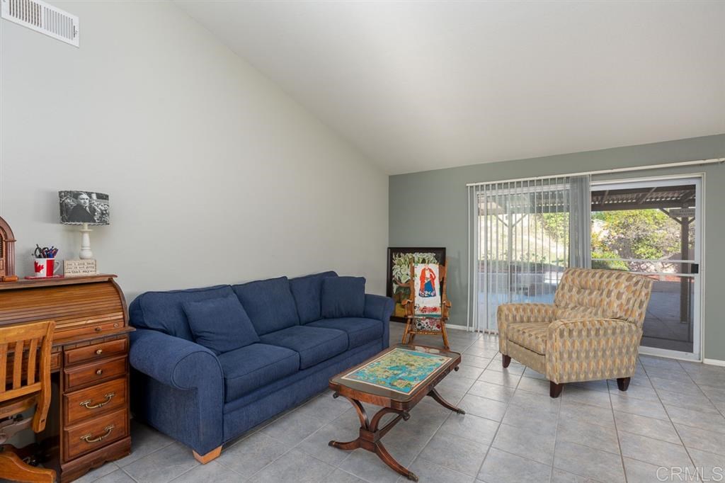 5102 Via Castilla Oceanside, CA 92057 - Photo 10 of 22