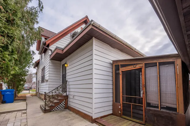 $239,900 | 616 Park Street, Watertown, WI 53098