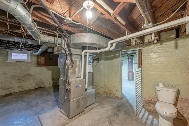 $239,900 | 616 Park Street, Watertown, WI 53098