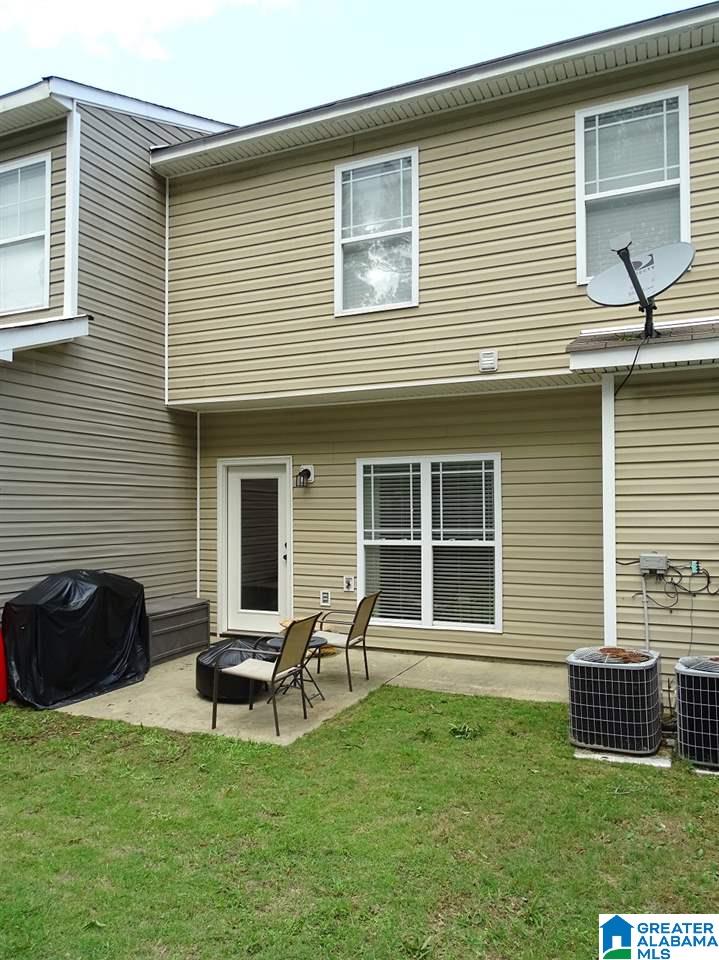 227 Amy Lane Helena, AL 35080 - Photo 3 of 22