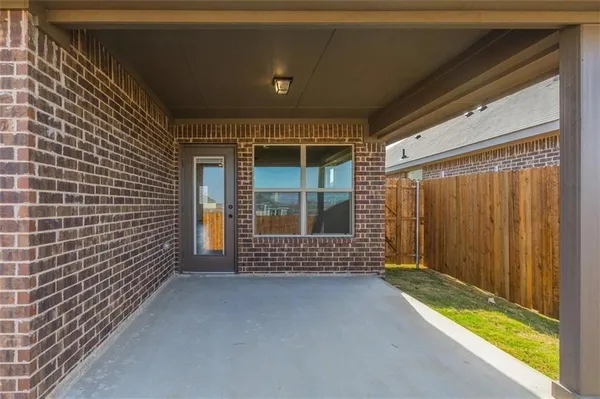 $2,250 | 4224 Old Timber Lane, Fort Worth, TX 76036