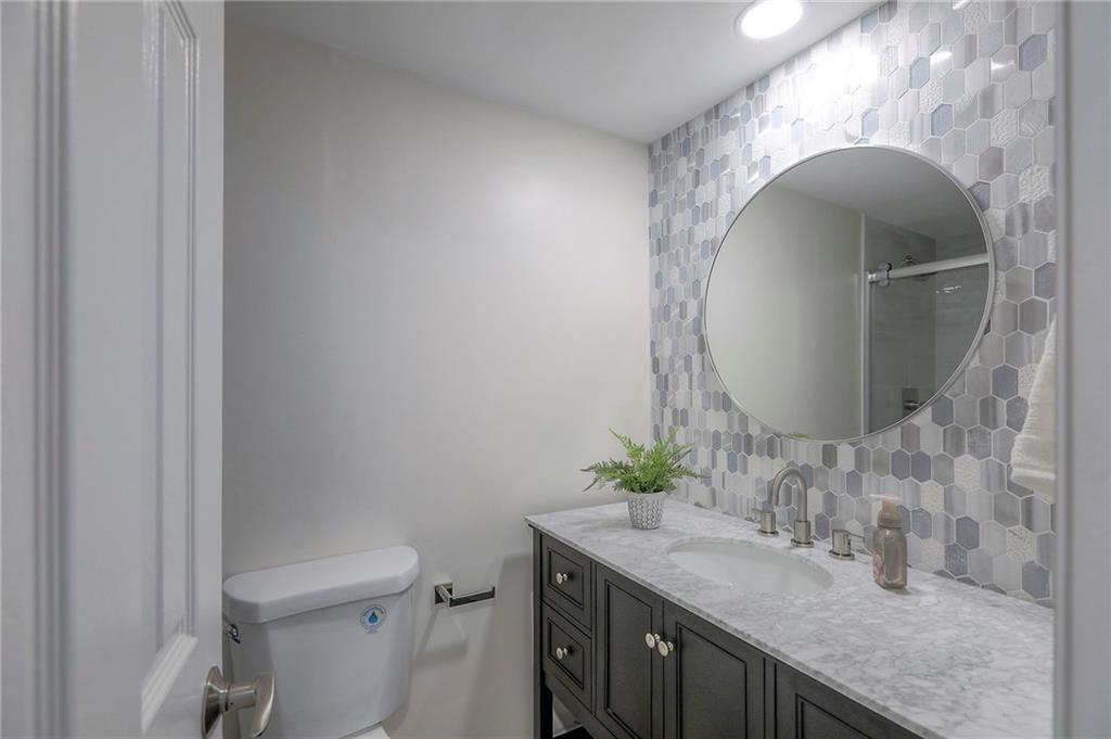4545 Wornall Road, Unit 1009 Kansas City, MO 64111 - Photo 15 of 26