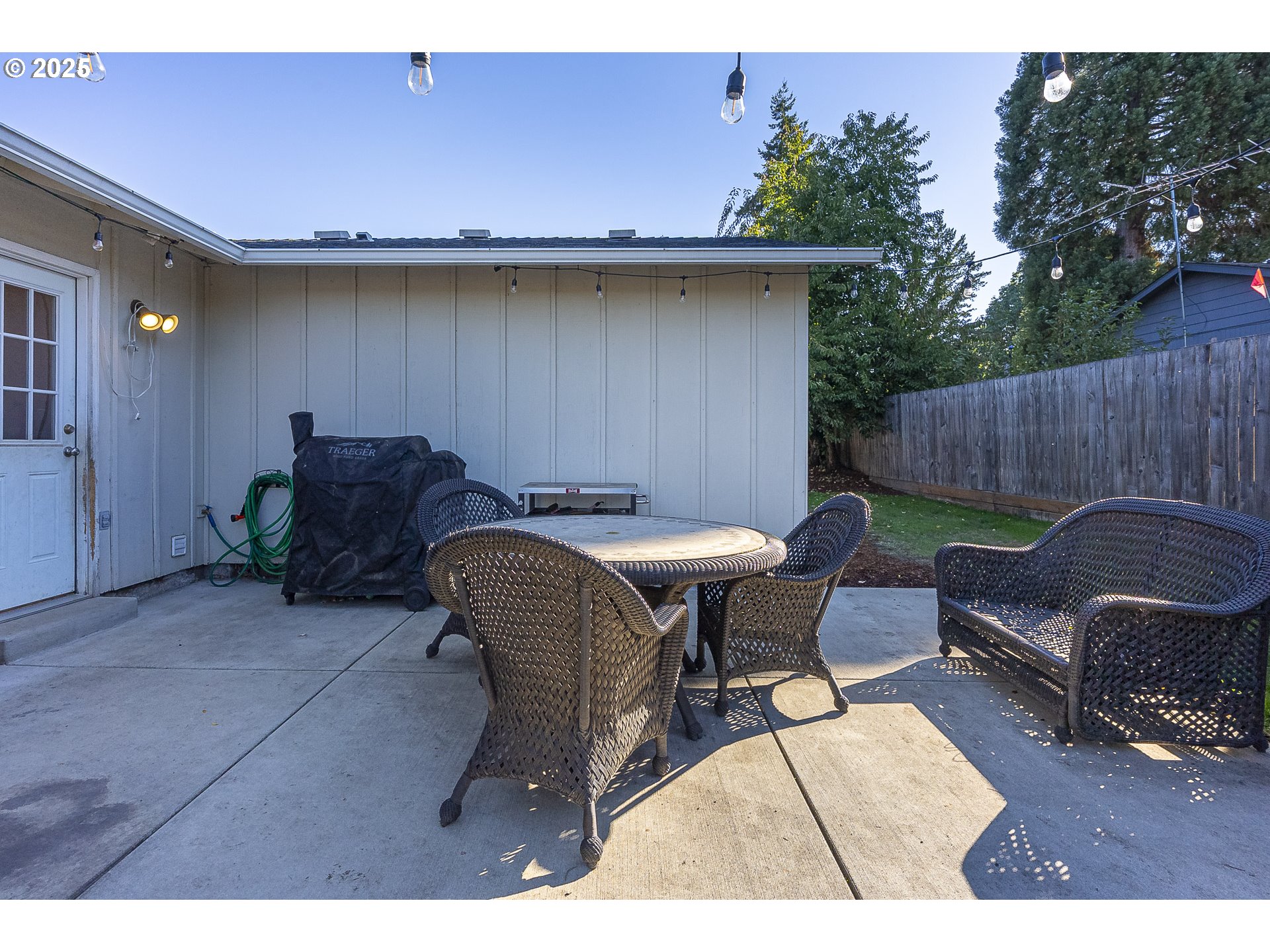 277 East 13th Street Lafayette, OR 97127 - Photo 29 of 32