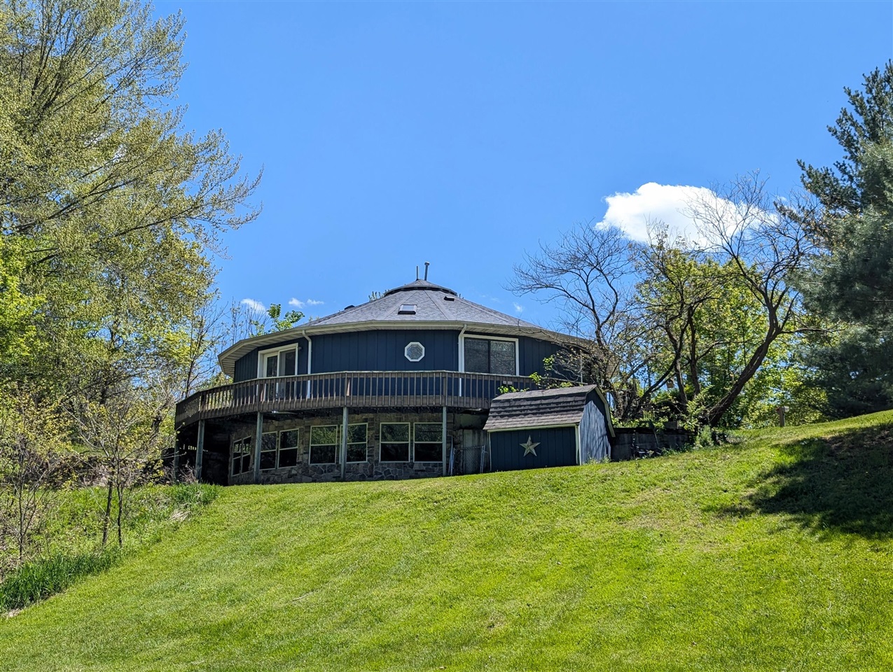 840 Black River Road Bangor, MI 49013 - Photo 4 of 48
