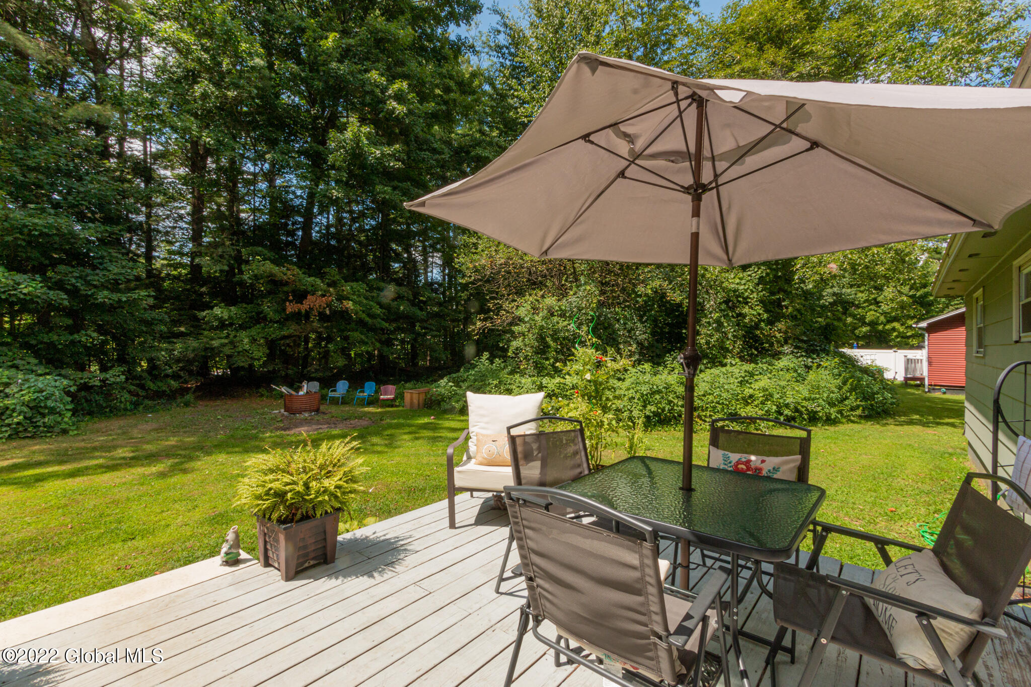 119 Kettle Road Amsterdam, NY 12010 - Photo 4 of 27 Back deck off kitchen