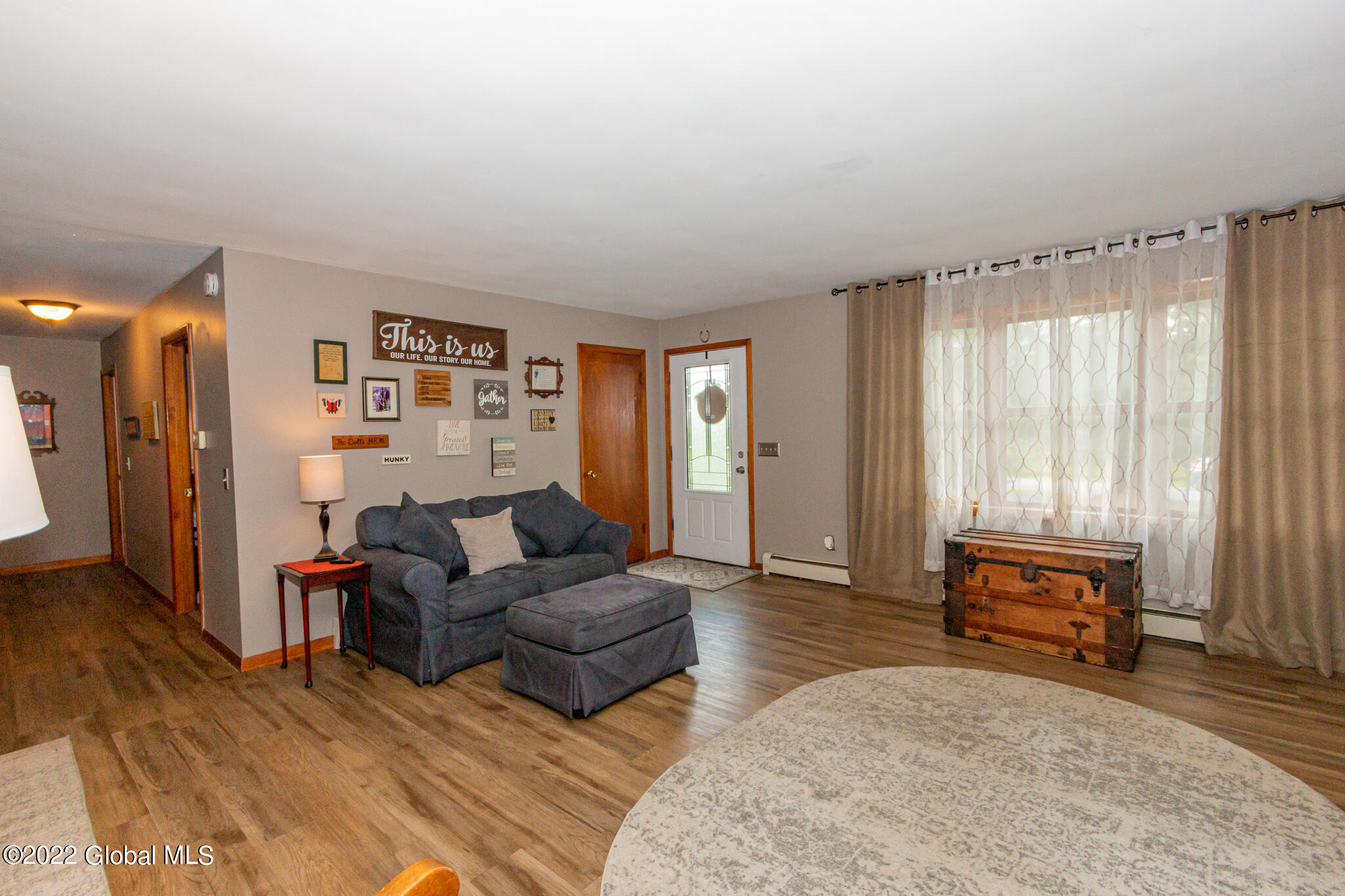 119 Kettle Road Amsterdam, NY 12010 - Photo 7 of 27 Living room