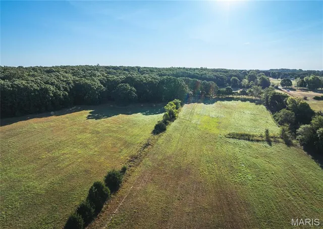 $1 | Mm-tract 4 Lebanon Mo 65536, Lebanon, MO 65536