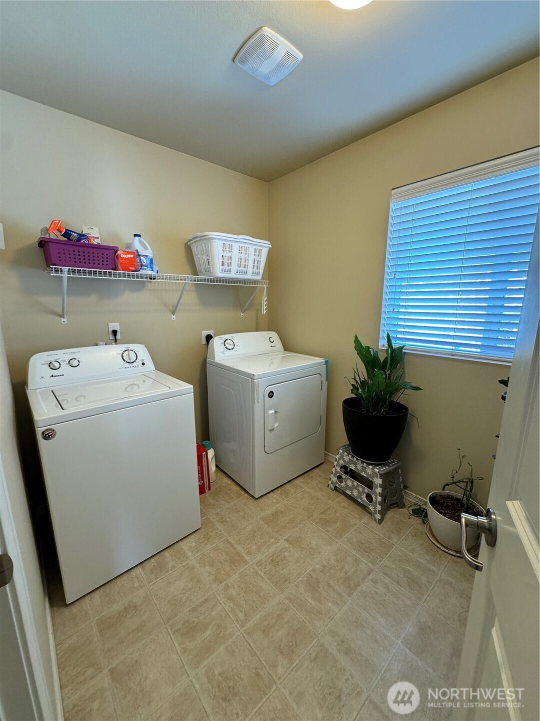 1175 Swan Loop DuPont, WA 98327 - Photo 20 of 34 a utility room with dryer and washer