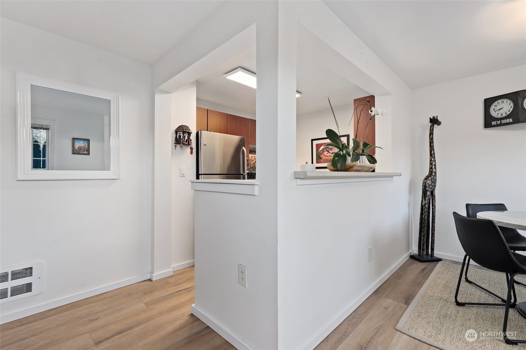 12404 East Gibson Road, Unit J103 Everett, WA 98204 - Photo 15 of 40