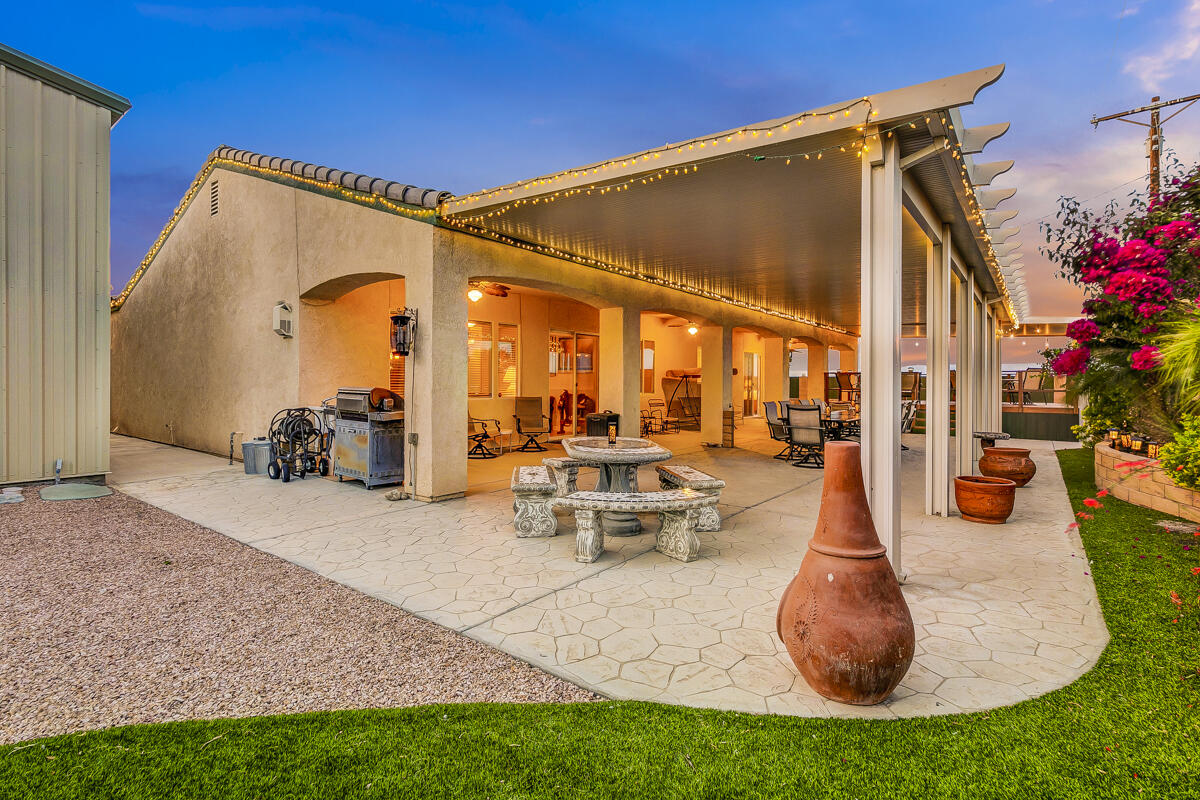 2902 Treadwell Boulevard Thermal, CA 92274 - Photo 26 of 88 26 BACKYARD MLS