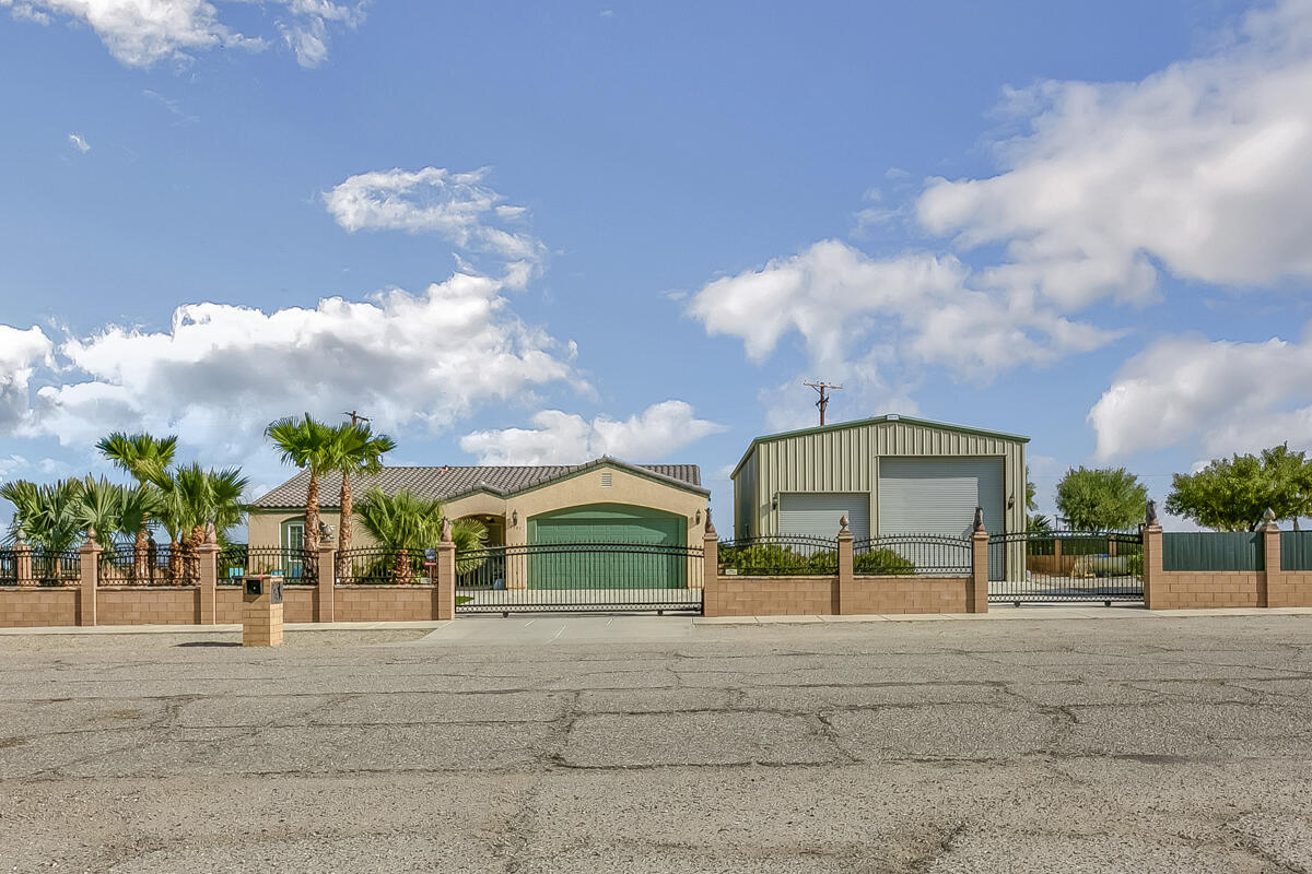 2902 Treadwell Boulevard Thermal, CA 92274 - Photo 31 of 88 31 FRONT MLS