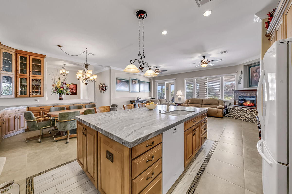 2902 Treadwell Boulevard Thermal, CA 92274 - Photo 45 of 88 45 KITCHEN MLS