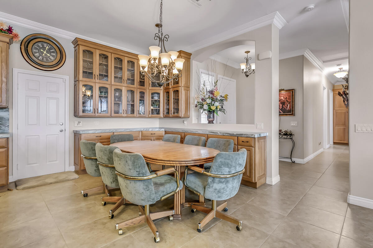 2902 Treadwell Boulevard Thermal, CA 92274 - Photo 47 of 88 a view of a dining room with furniture and a chandelier