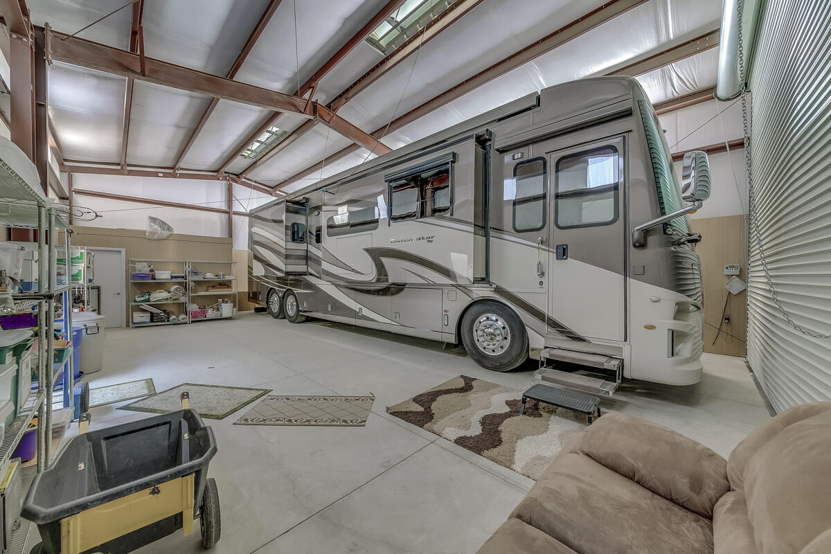2902 Treadwell Boulevard Thermal, CA 92274 - Photo 66 of 88 67 RV GARAGE MLS