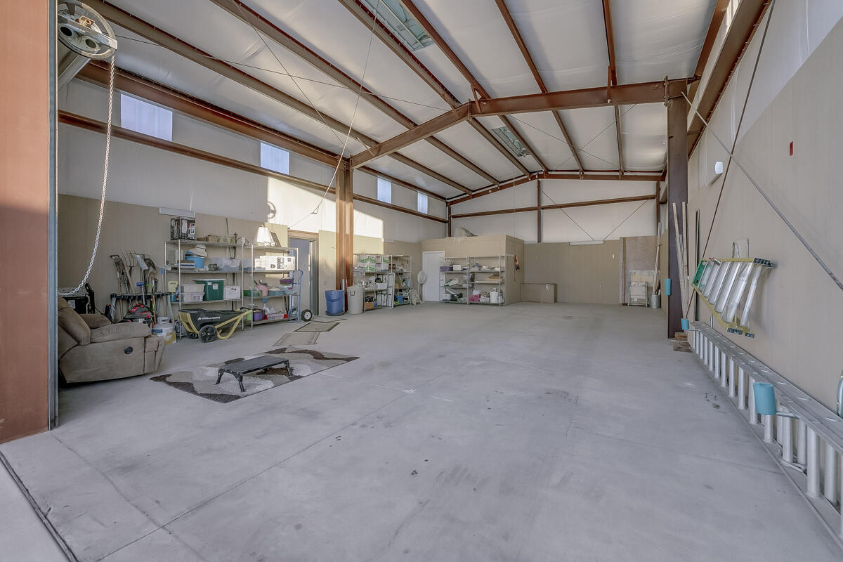 2902 Treadwell Boulevard Thermal, CA 92274 - Photo 67 of 88 68 RV GARAGE MLS