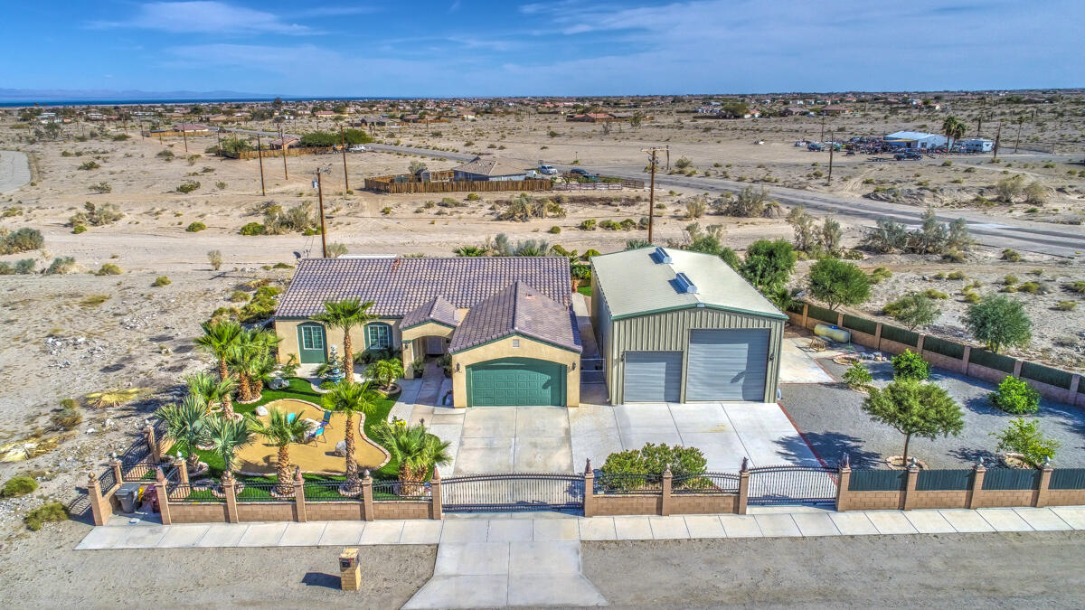 2902 Treadwell Boulevard Thermal, CA 92274 - Photo 70 of 88 an aerial view of a house with a yard