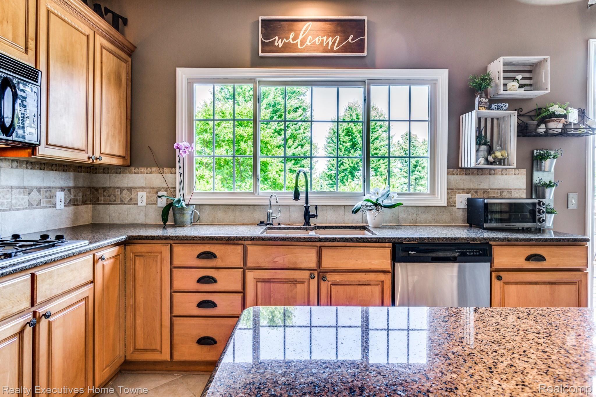 4224 Wincrest Lane Rochester, MI 48306 - Photo 32 of 74 4224 Wincrest Ln-36.JPG