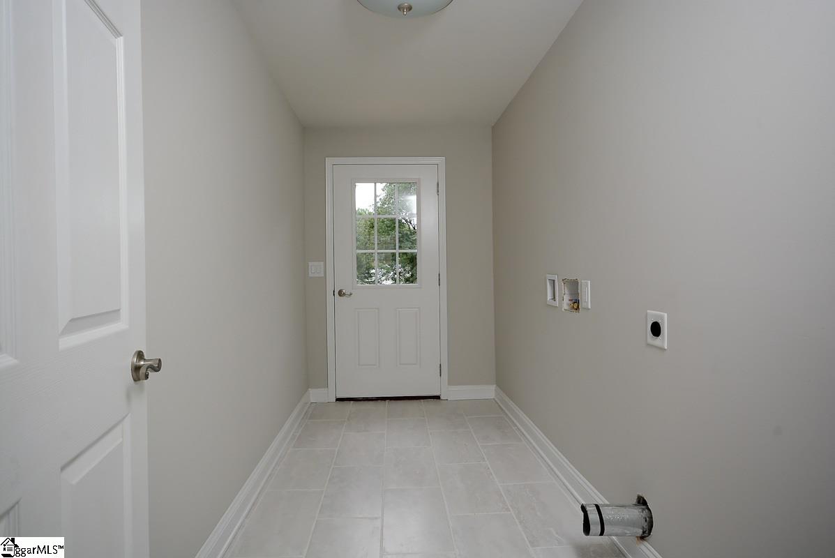 305 Parkins Mill Road Greenville, SC 29607 - Photo 23 of 32