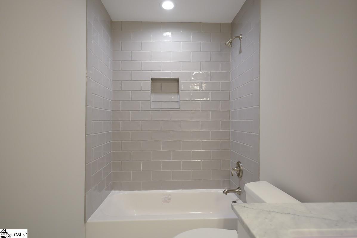 305 Parkins Mill Road Greenville, SC 29607 - Photo 29 of 32