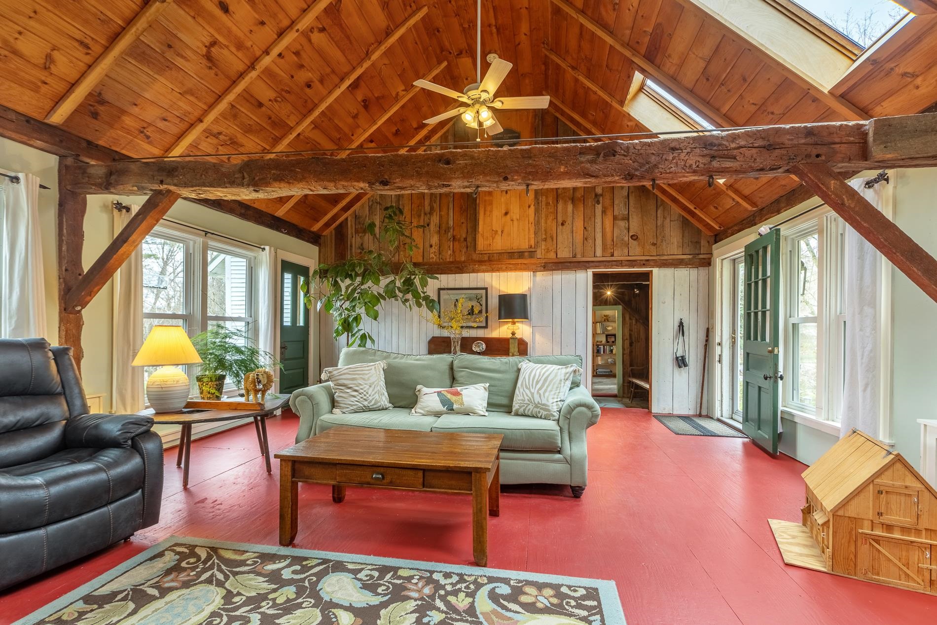 1255 Latham Road Thetford, VT 05043 - Photo 15 of 40 Gallery Image 15