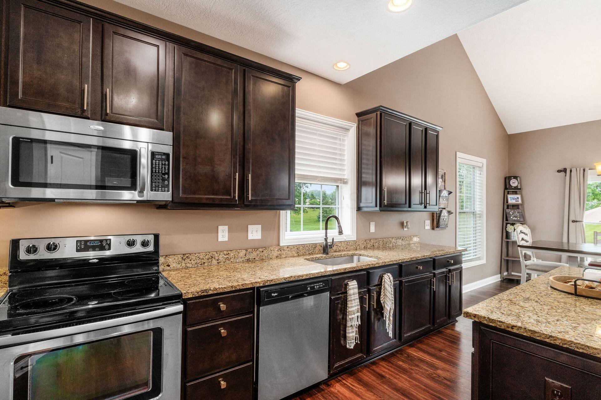7249 Dean Farm Road New Albany, OH 43054 - Photo 20 of 60 021_d New Albany OH 43054 USA