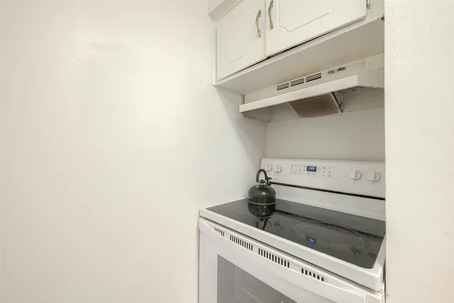 a close view of stove