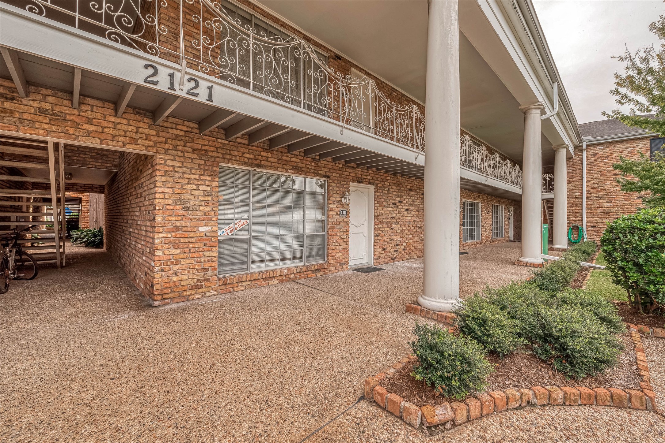 2201 Fountain View Drive, Unit 54 Houston, TX 77057 - Photo 4 of 30 a view of a building entrance to house