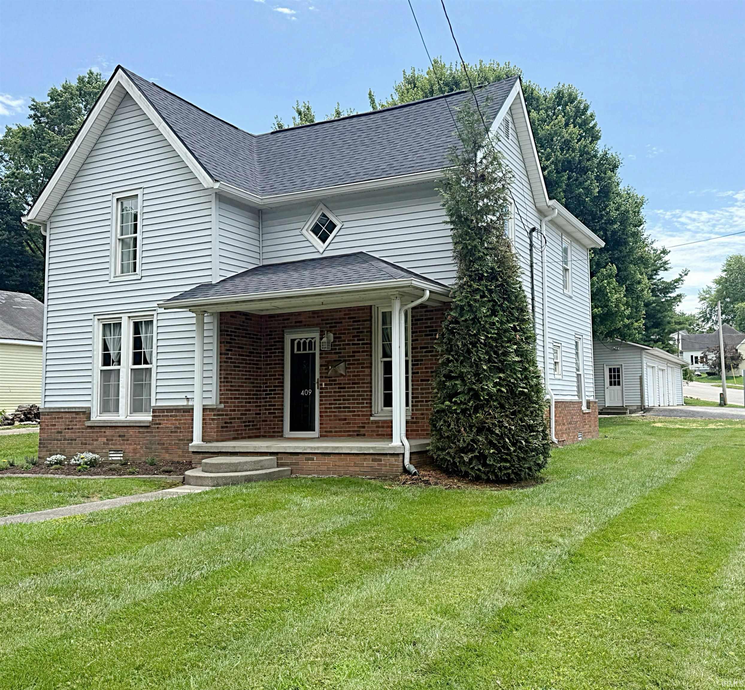 409 Butcher Boulevard Loogootee, IN 47553 - Photo 1 of 30