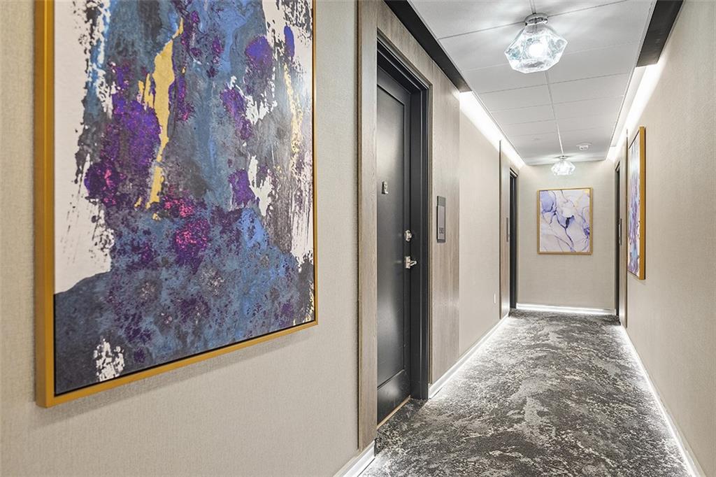 350 Oliver Avenue, Unit 1503 Pittsburgh, PA 15222 - Photo 5 of 43 a view of entryway