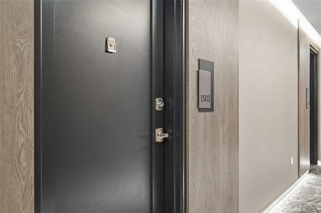 350 Oliver Avenue, Unit 1503 Pittsburgh, PA 15222 - Photo 6 of 43 a bathroom with a shower