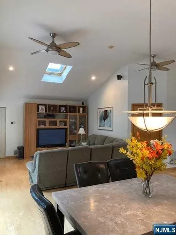 $3,550 | 598 Saddle River Road, Unit 1, Saddle Brook, NJ 07663