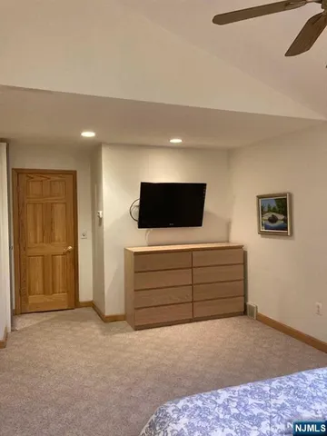 $3,550 | 598 Saddle River Road, Unit 1, Saddle Brook, NJ 07663