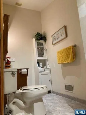 $3,550 | 598 Saddle River Road, Unit 1, Saddle Brook, NJ 07663