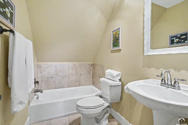 $450,000 | 103 Providence Road, Lawrence, KS 66049