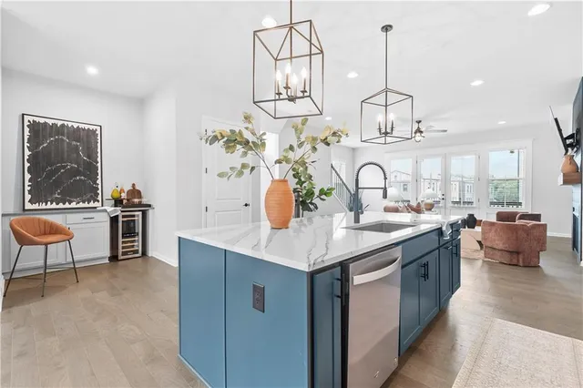 $825,000 | 6460 Cortland Walk, Alpharetta, GA 30005