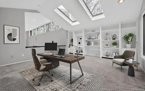 $2,499,999 | 18 Windemere Way, Woodbury, NY 11797