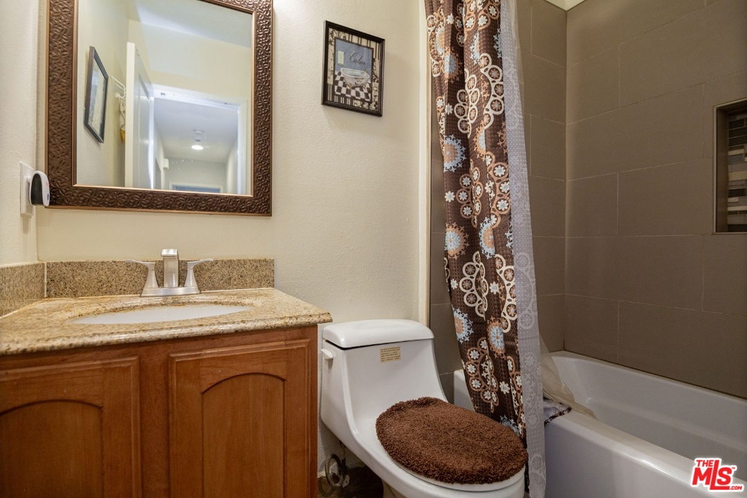 3305 East Ransom Street, Unit H Long Beach, CA 90804 - Photo 15 of 26 Gallery Image 15