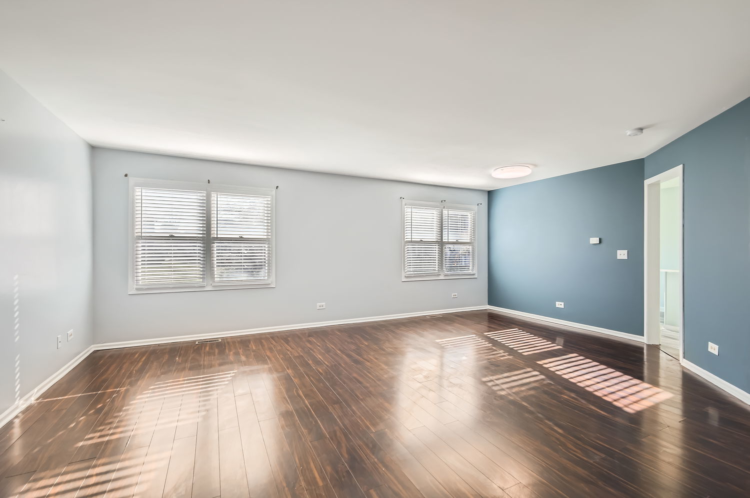 777 Hoover Drive Carol Stream, IL 60188 - Photo 4 of 20