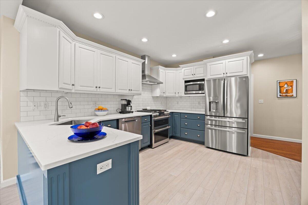 2 Boulder Road Cataumet, MA 02534 - Photo 4 of 46 12-0036_Boulder