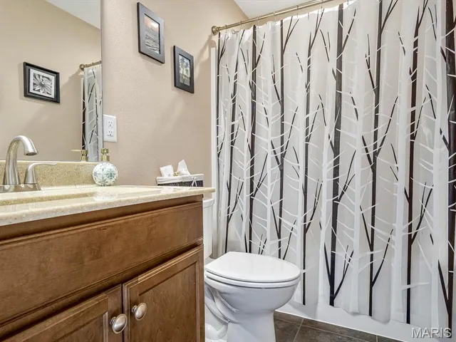 $455,000 | 716 Prairie Place, Waterloo, IL 62298