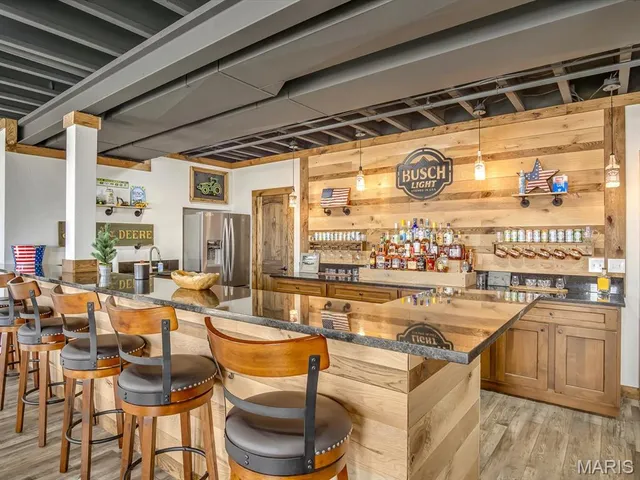 $455,000 | 716 Prairie Place, Waterloo, IL 62298