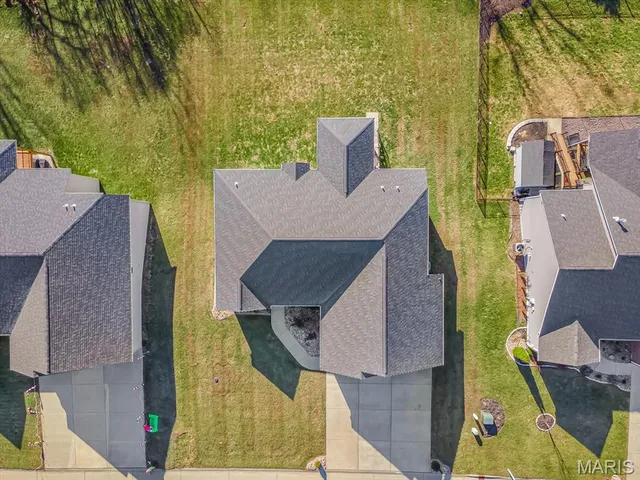 $455,000 | 716 Prairie Place, Waterloo, IL 62298