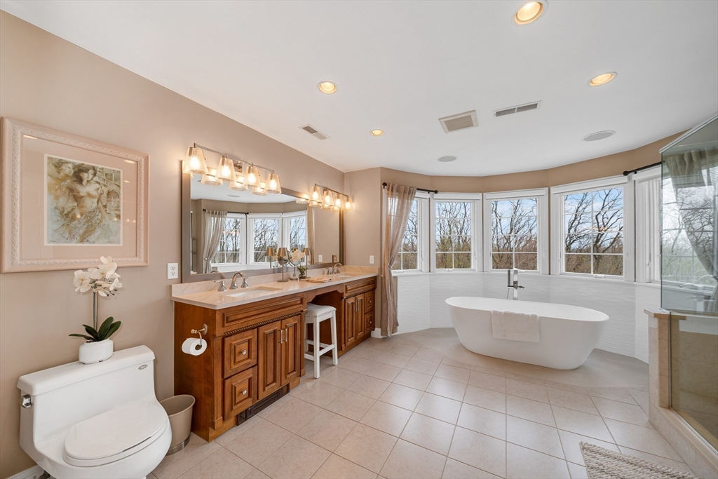 215 Lexington Road Dracut, MA 01826 - Photo 19 of 42