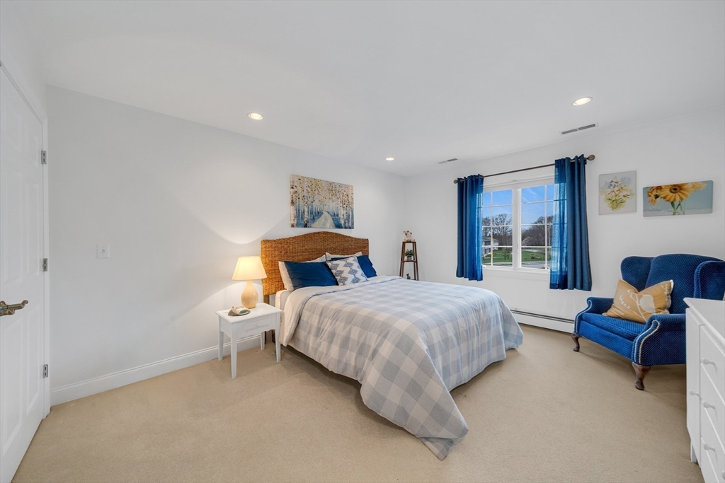 215 Lexington Road Dracut, MA 01826 - Photo 23 of 42