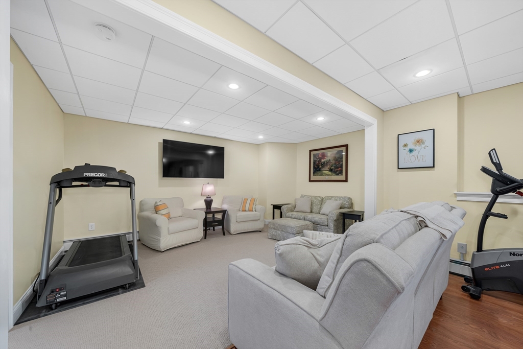 215 Lexington Road Dracut, MA 01826 - Photo 31 of 42