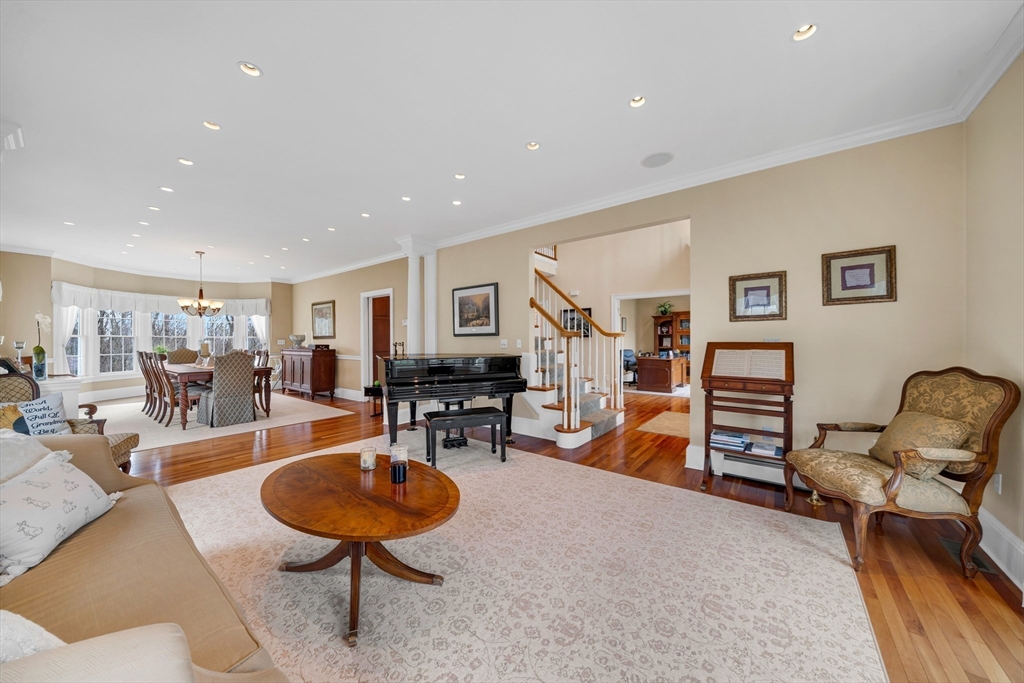 215 Lexington Road Dracut, MA 01826 - Photo 6 of 42